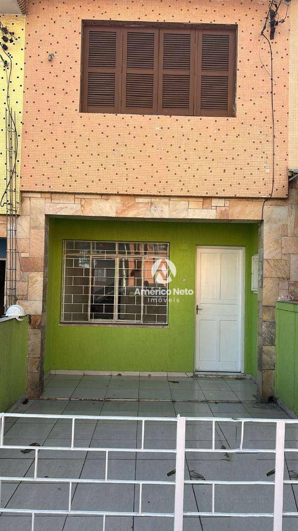 Sobrado à venda com 2 quartos, 150m² - Foto 1