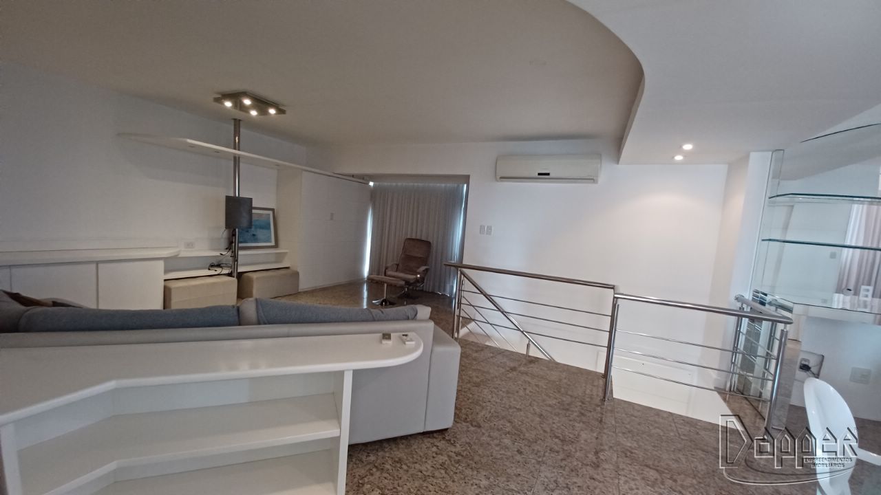 Apartamento à venda com 3 quartos, 204m² - Foto 4