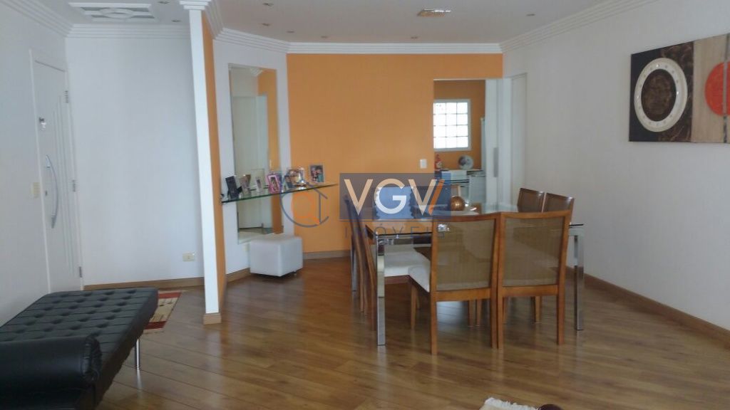 Apartamento à venda com 3 quartos, 130m² - Foto 1