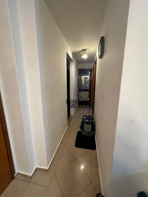 Apartamento à venda com 2 quartos, 60m² - Foto 3