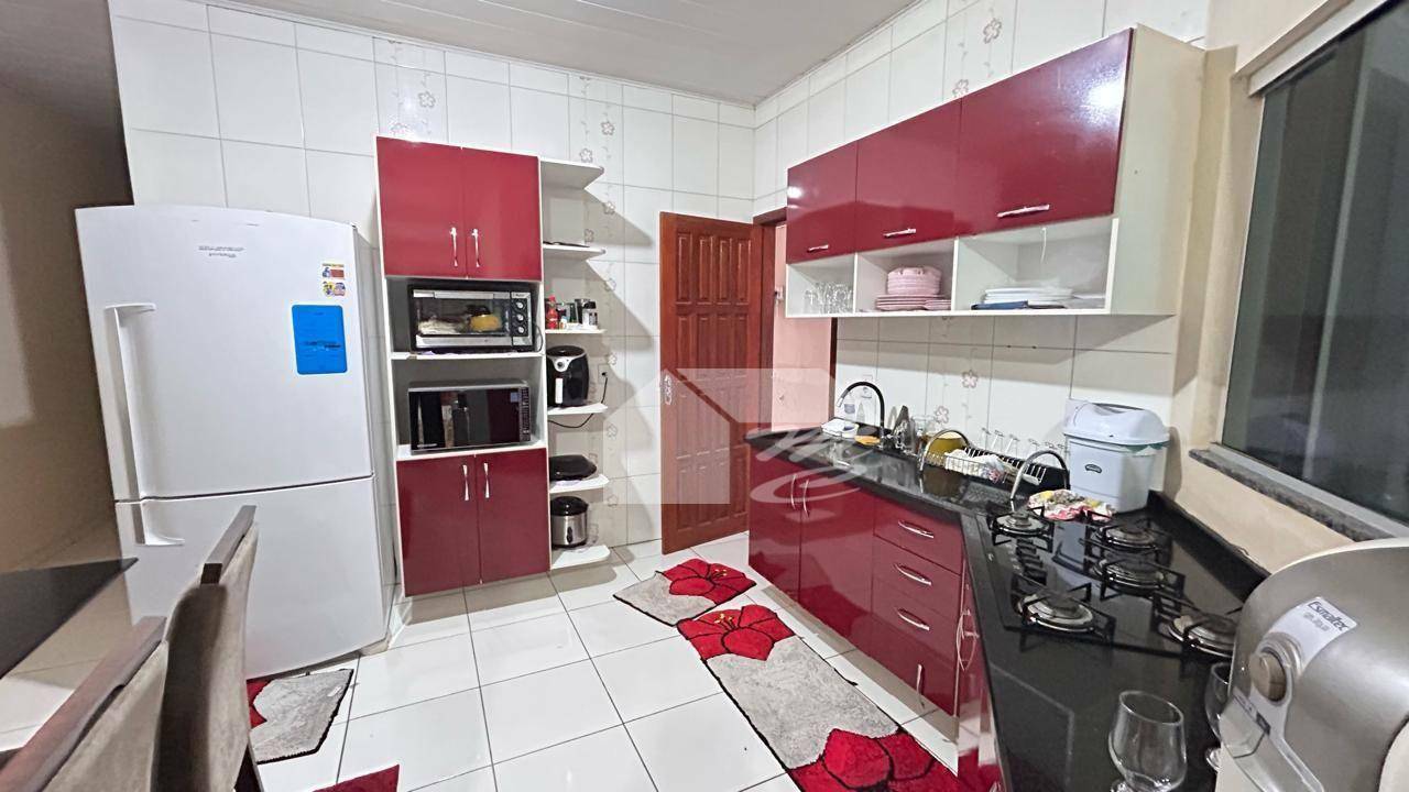 Casa à venda com 2 quartos, 70m² - Foto 6