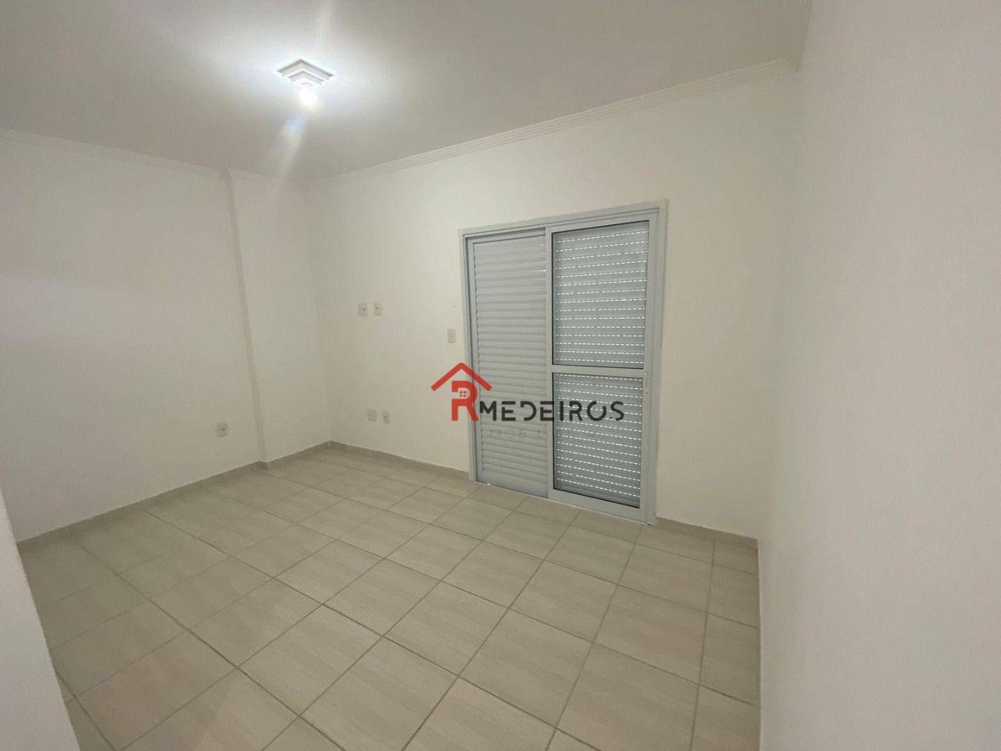 Apartamento à venda com 3 quartos, 99m² - Foto 17