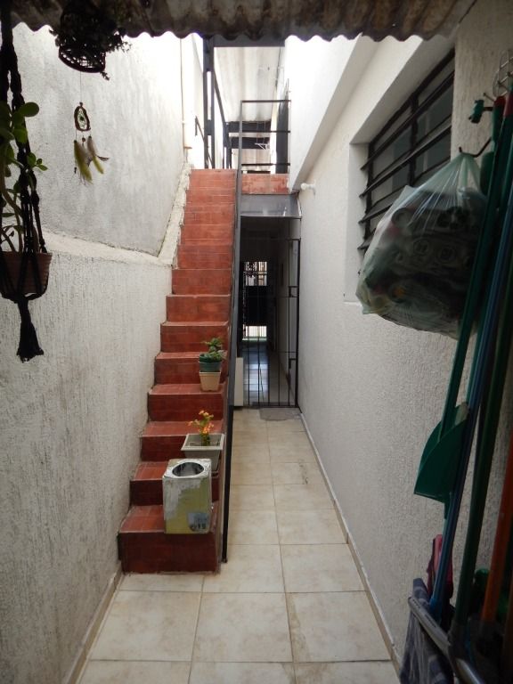 Sobrado à venda com 4 quartos, 250m² - Foto 14