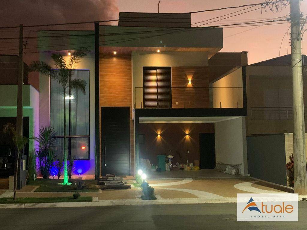 Casa de Condomínio à venda com 3 quartos, 220m² - Foto 1