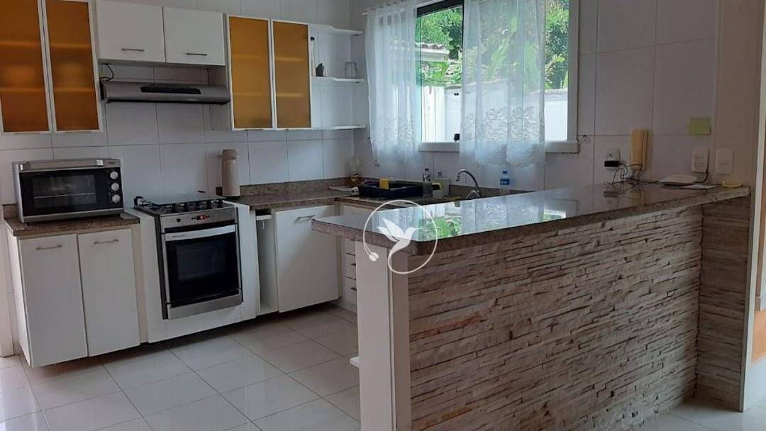 Casa de Condomínio à venda com 5 quartos, 230m² - Foto 6