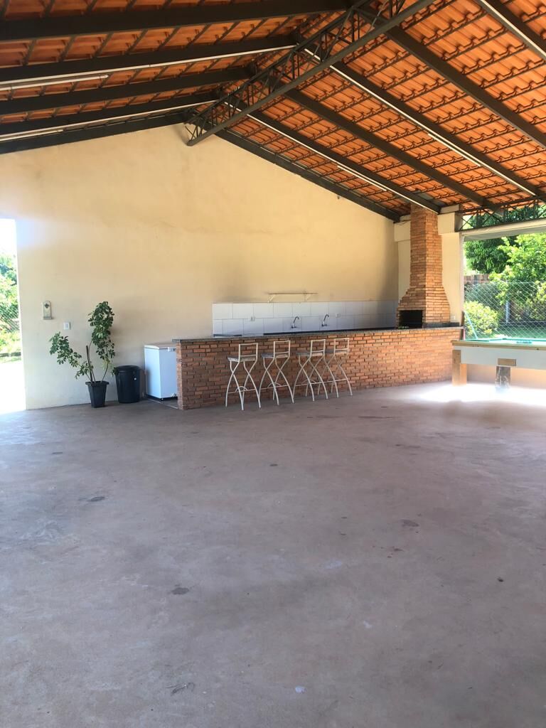 Fazenda à venda com 2 quartos, 2130m² - Foto 2