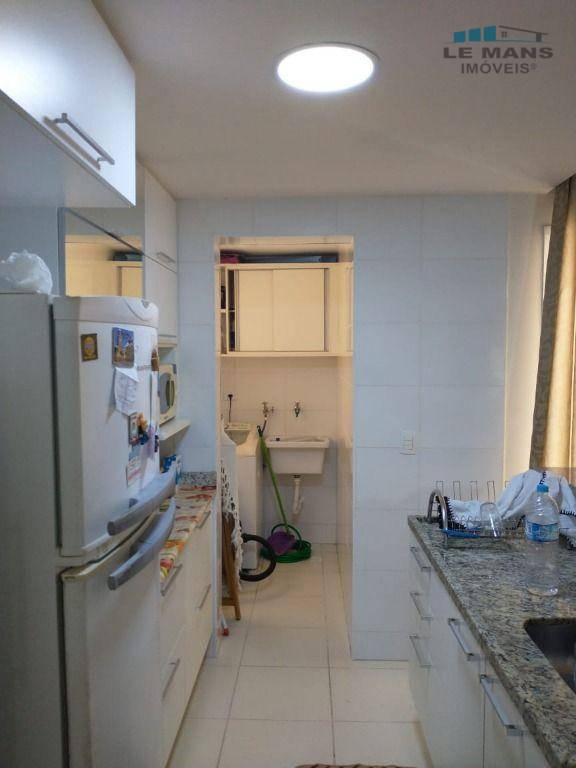 Apartamento à venda com 3 quartos, 85m² - Foto 7