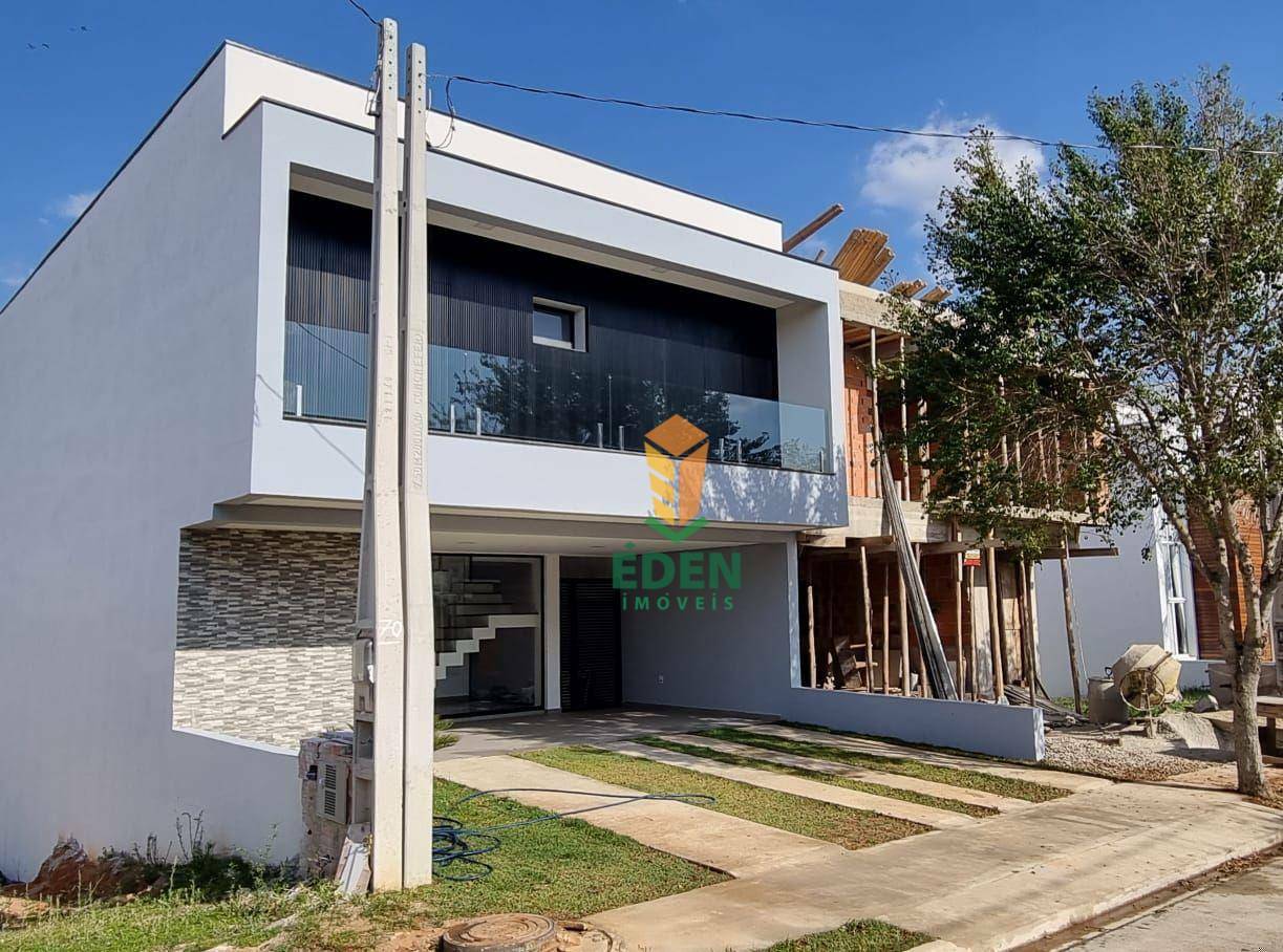 Casa de Condomínio à venda com 3 quartos, 206m² - Foto 1