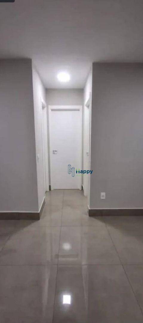 Apartamento para alugar com 2 quartos, 60m² - Foto 12