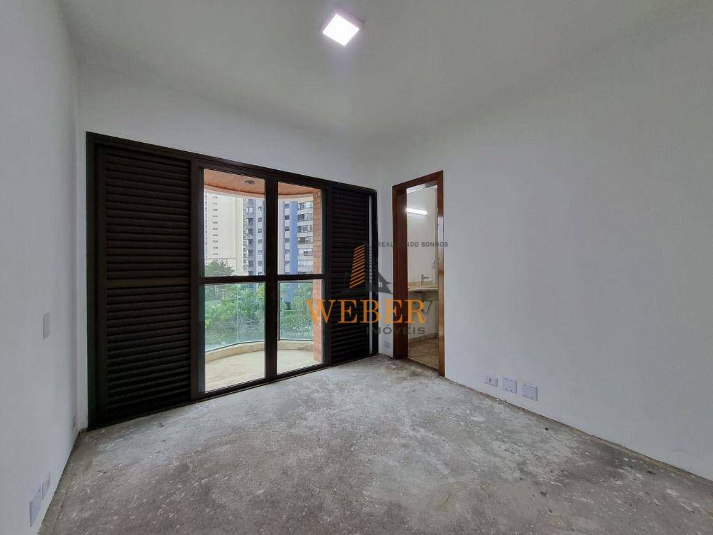 Apartamento à venda com 4 quartos, 236m² - Foto 36