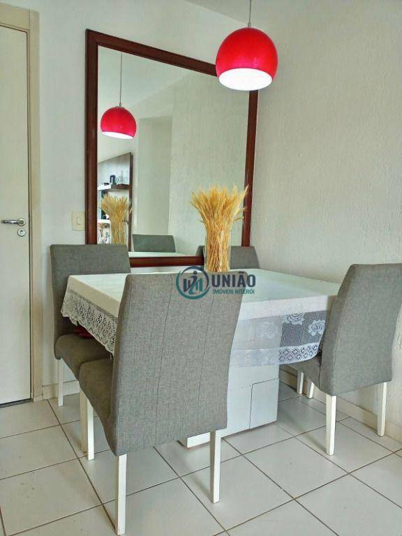 Apartamento à venda com 2 quartos, 65m² - Foto 4