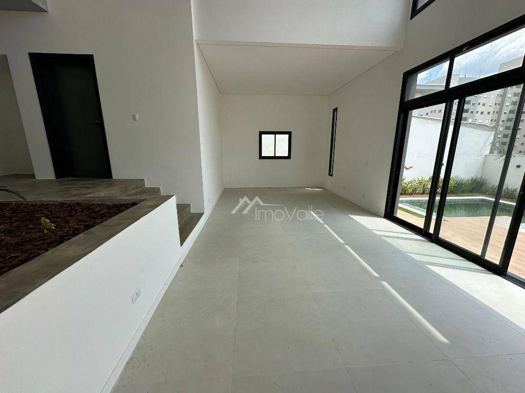 Casa de Condomínio à venda com 4 quartos, 305m² - Foto 14