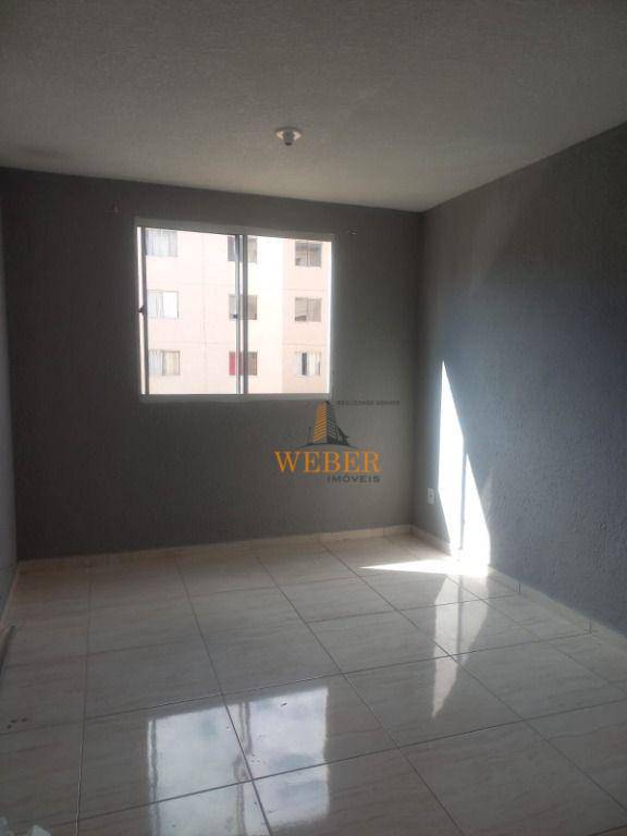 Apartamento à venda com 2 quartos, 45m² - Foto 2