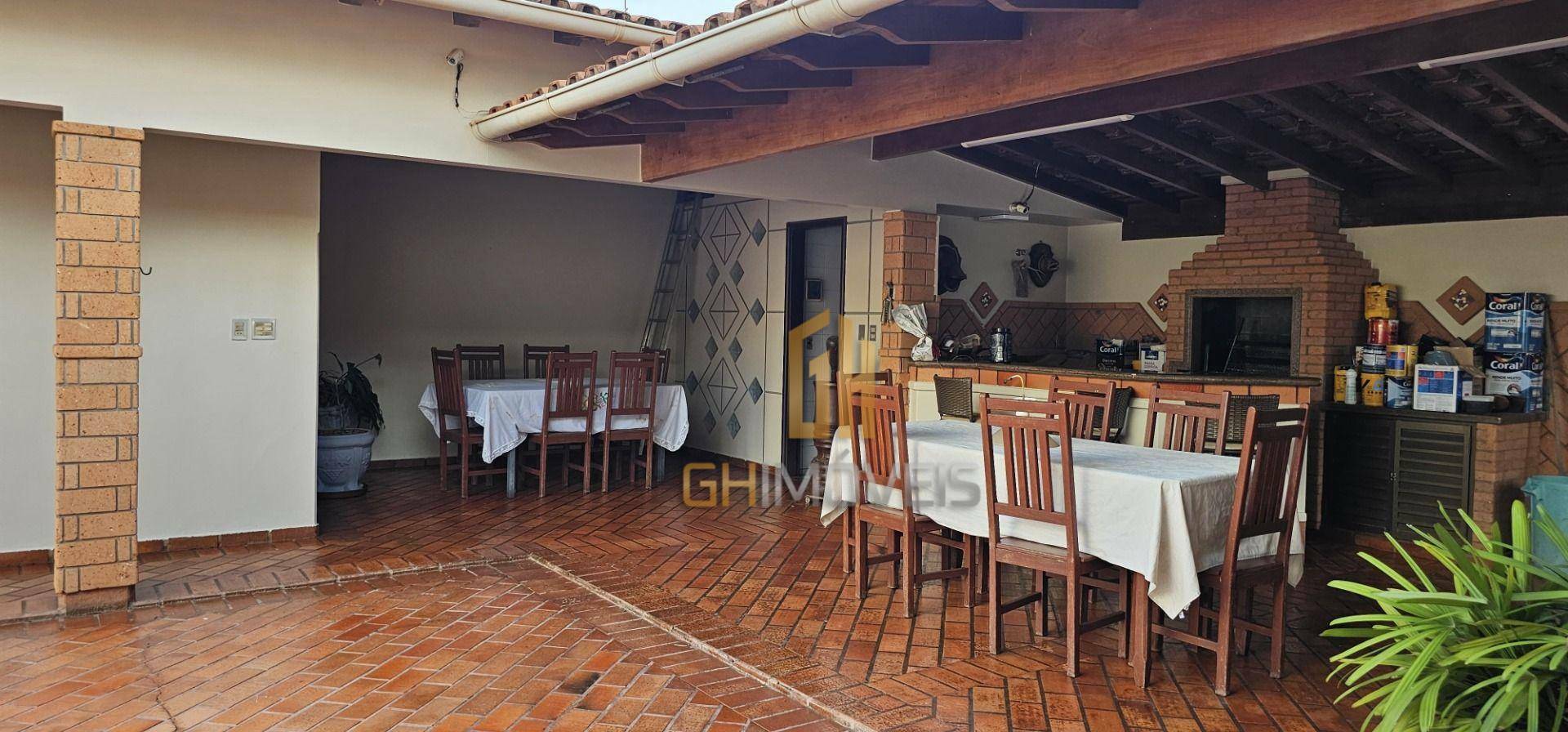 Casa à venda com 4 quartos, 310m² - Foto 19
