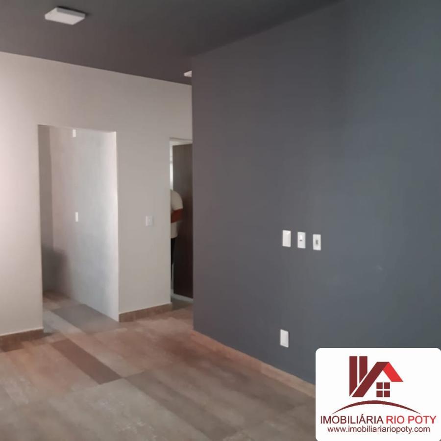 Apartamento à venda com 2 quartos, 45m² - Foto 3