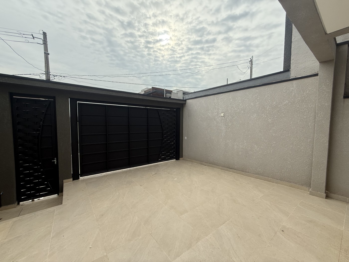 Casa à venda com 3 quartos, 125m² - Foto 2