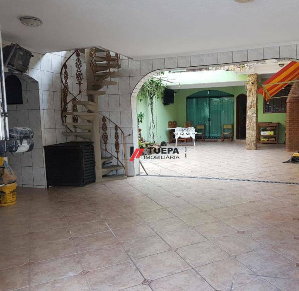 Sobrado à venda com 1 quarto, 210m² - Foto 7