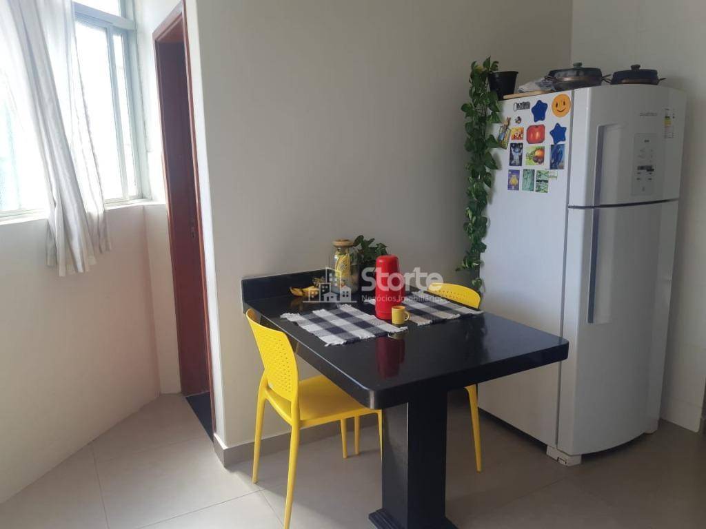 Apartamento à venda com 3 quartos, 120m² - Foto 5