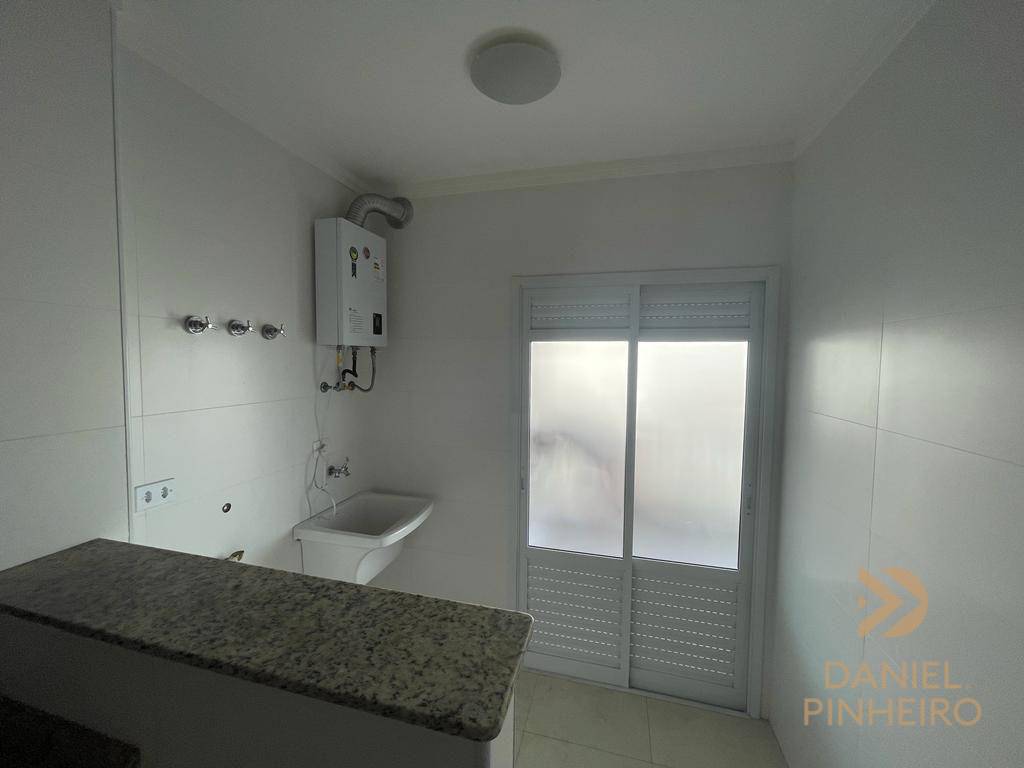 Apartamento à venda com 3 quartos, 123m² - Foto 8