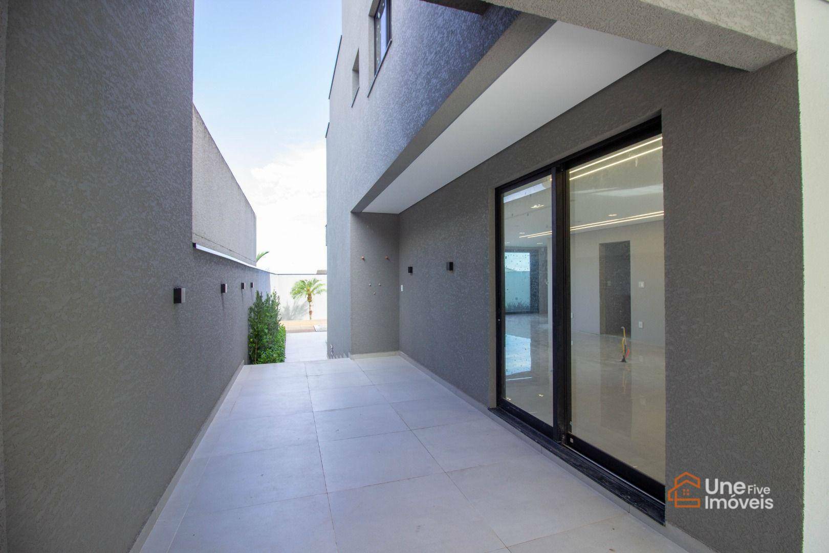 Casa à venda com 3 quartos, 276m² - Foto 42