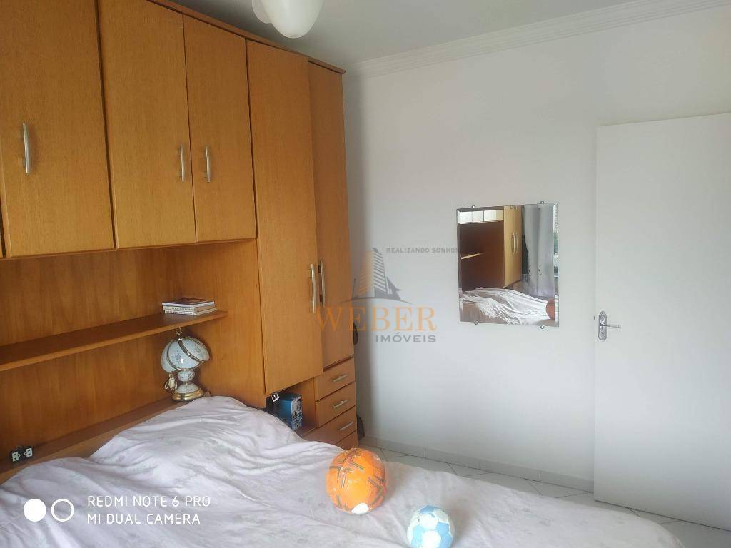 Apartamento à venda com 2 quartos, 54m² - Foto 17