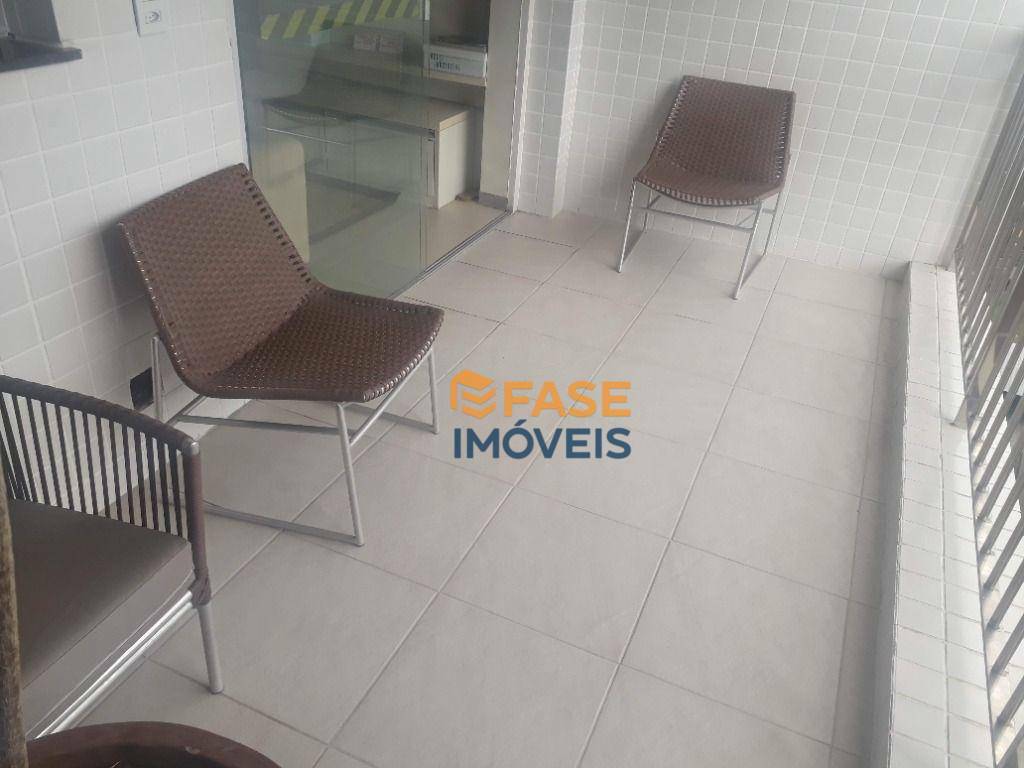 Apartamento à venda com 2 quartos, 72m² - Foto 24