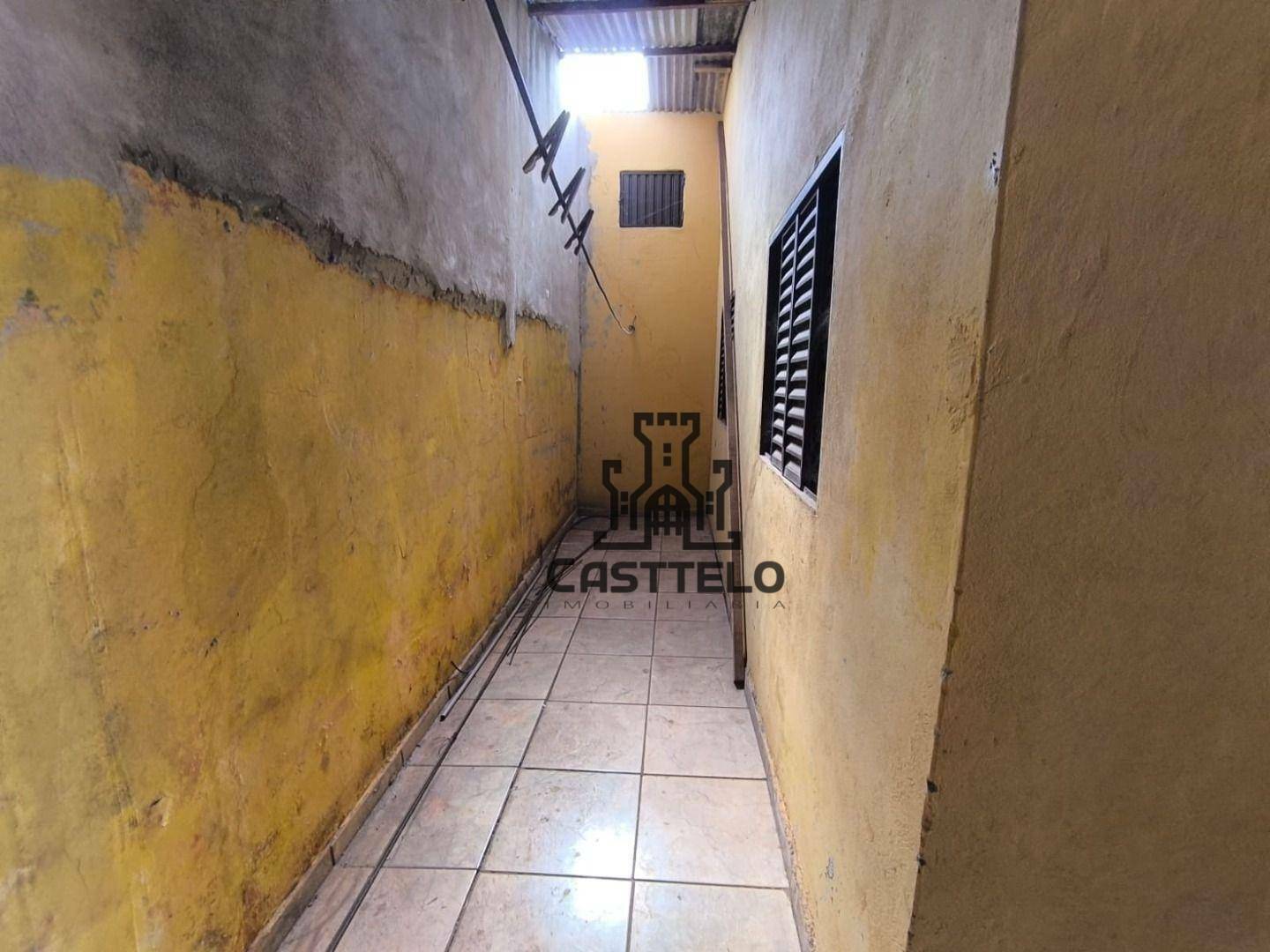 Casa à venda com 3 quartos, 90m² - Foto 15