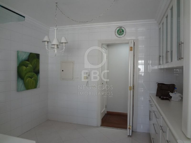 Apartamento à venda com 3 quartos, 125m² - Foto 7