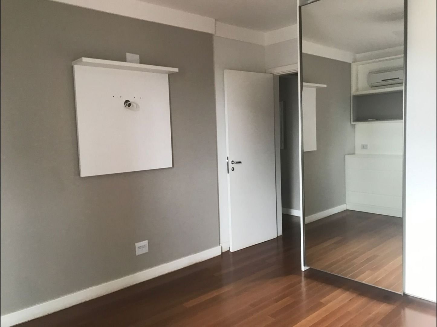 Apartamento para alugar com 4 quartos, 100m² - Foto 15