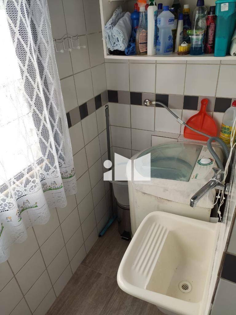 Apartamento à venda com 2 quartos, 75m² - Foto 10