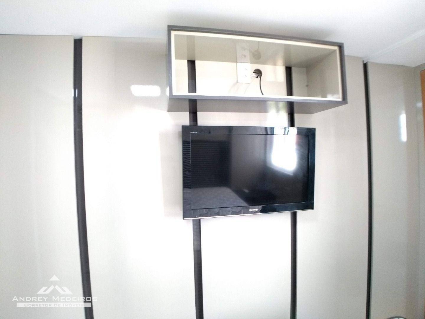 Apartamento à venda com 2 quartos, 62m² - Foto 11