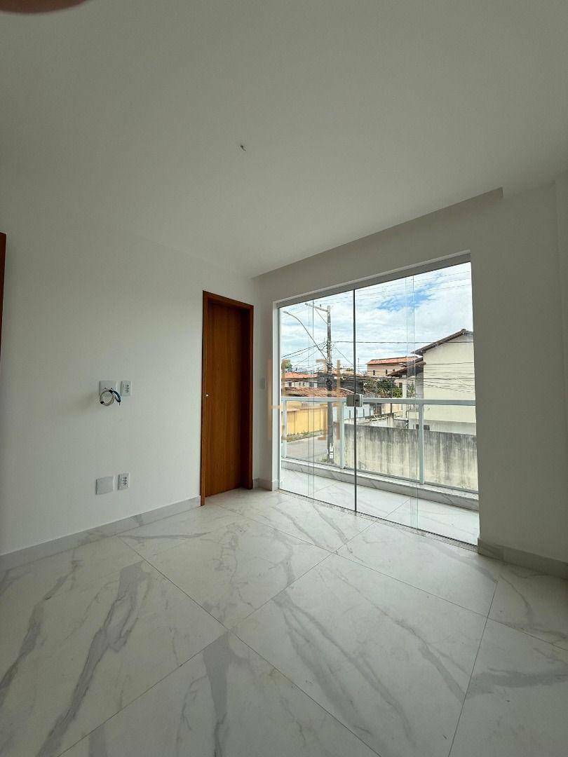 Casa à venda com 3 quartos, 108m² - Foto 10