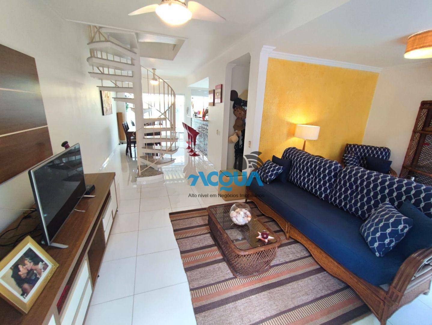 Sobrado à venda com 3 quartos, 208m² - Foto 2