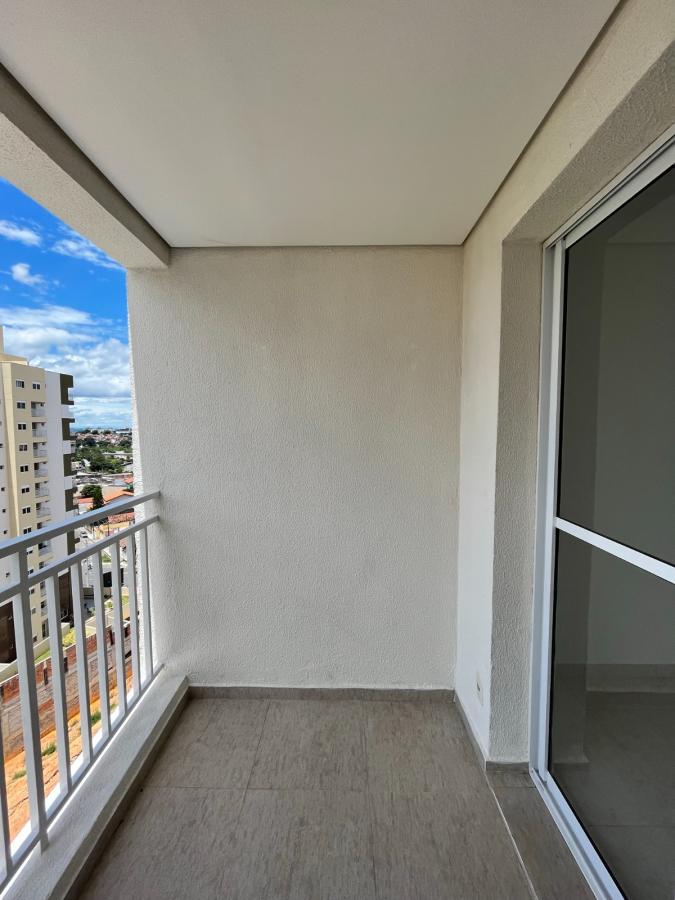 Apartamento para alugar com 2 quartos, 60m² - Foto 4