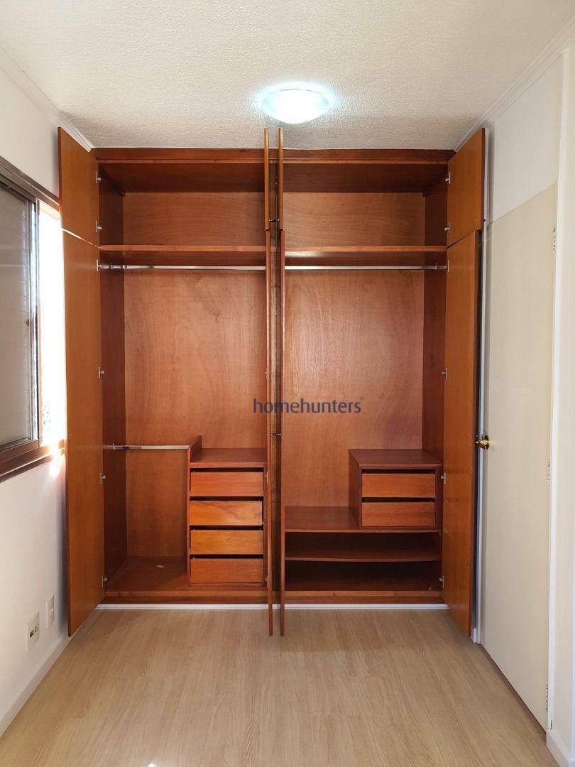 Apartamento à venda com 2 quartos, 58m² - Foto 15