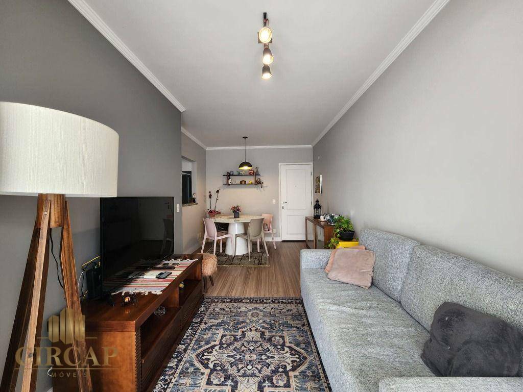 Apartamento à venda com 2 quartos, 60m² - Foto 1