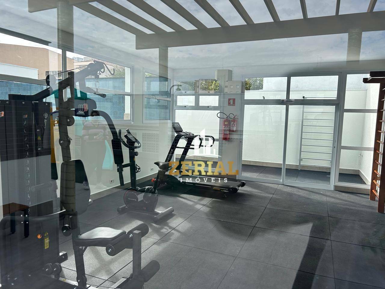 Apartamento para alugar com 2 quartos, 68m² - Foto 17