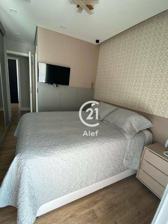 Apartamento à venda com 3 quartos, 144m² - Foto 19