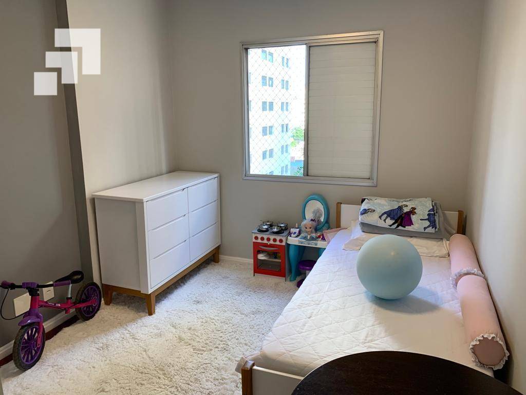 Apartamento à venda com 2 quartos, 70m² - Foto 13