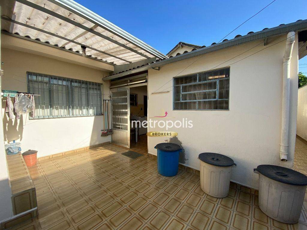 Casa à venda com 2 quartos, 180m² - Foto 7