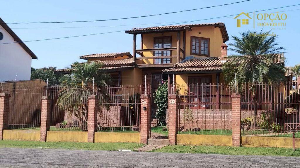 Chácara à venda com 2 quartos, 248m² - Foto 1