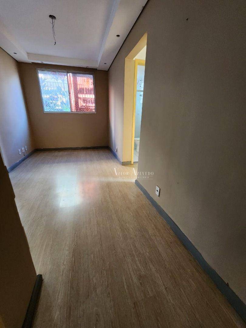 Apartamento à venda com 2 quartos, 46m² - Foto 1