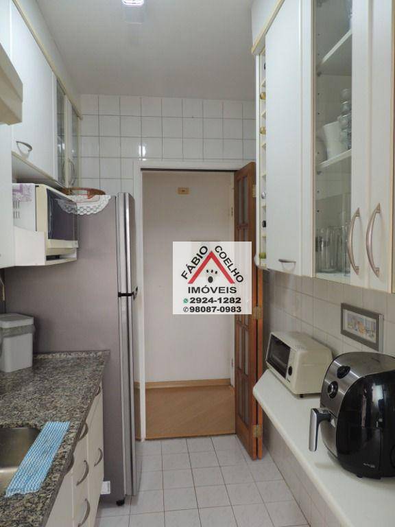 Apartamento à venda com 3 quartos, 75m² - Foto 32