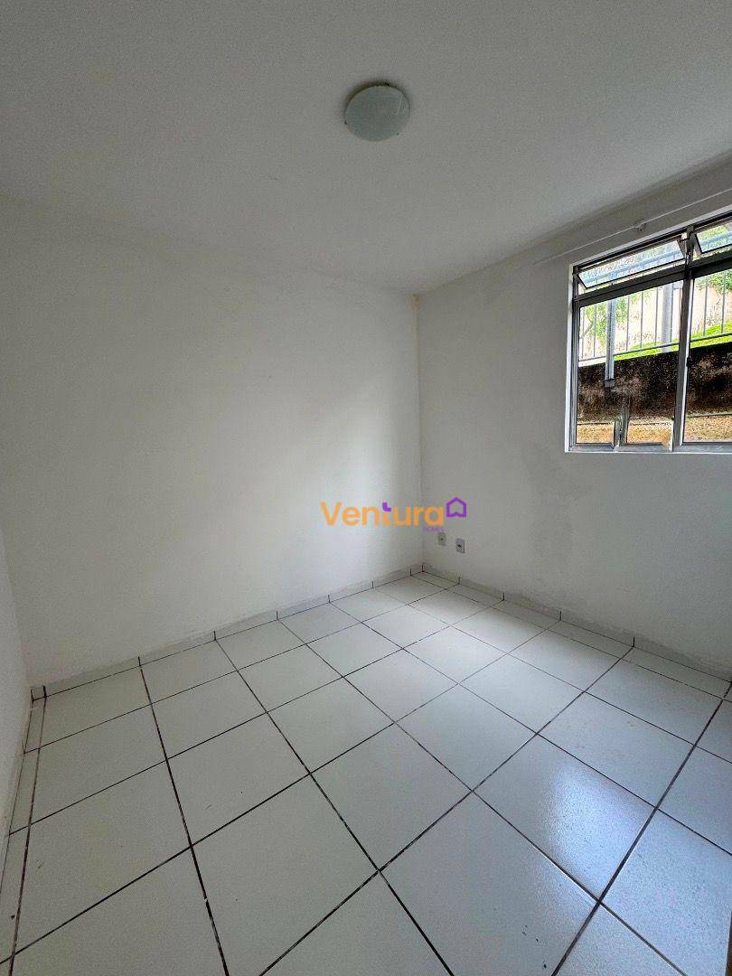 Apartamento à venda com 2 quartos, 43m² - Foto 11