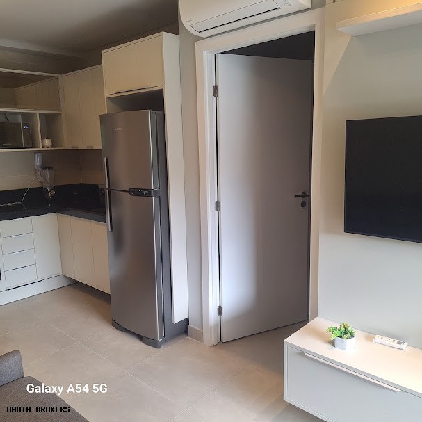 Apartamento para alugar com 1 quarto, 40m² - Foto 10