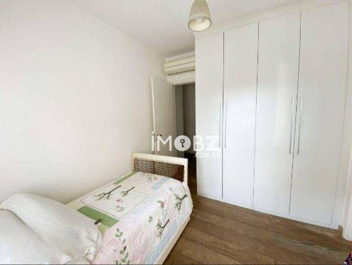 Apartamento à venda com 3 quartos, 196m² - Foto 3