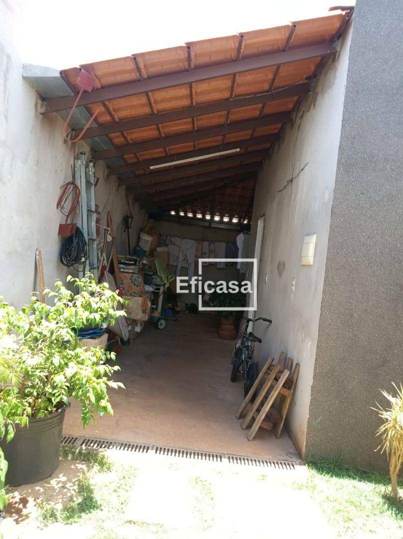 Casa à venda com 3 quartos, 150m² - Foto 25