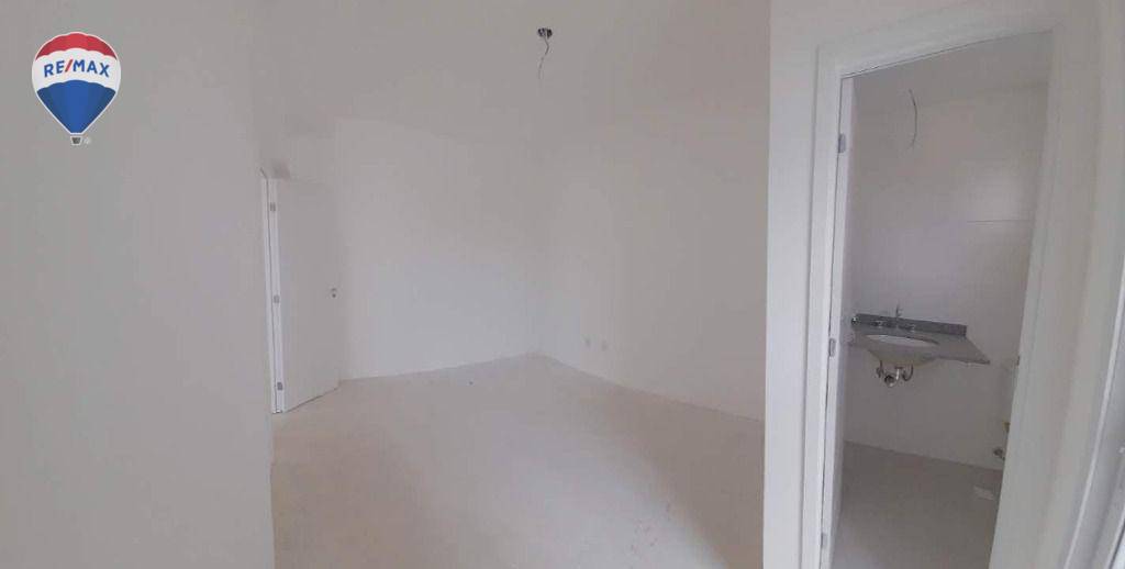 Apartamento à venda com 2 quartos, 100m² - Foto 4