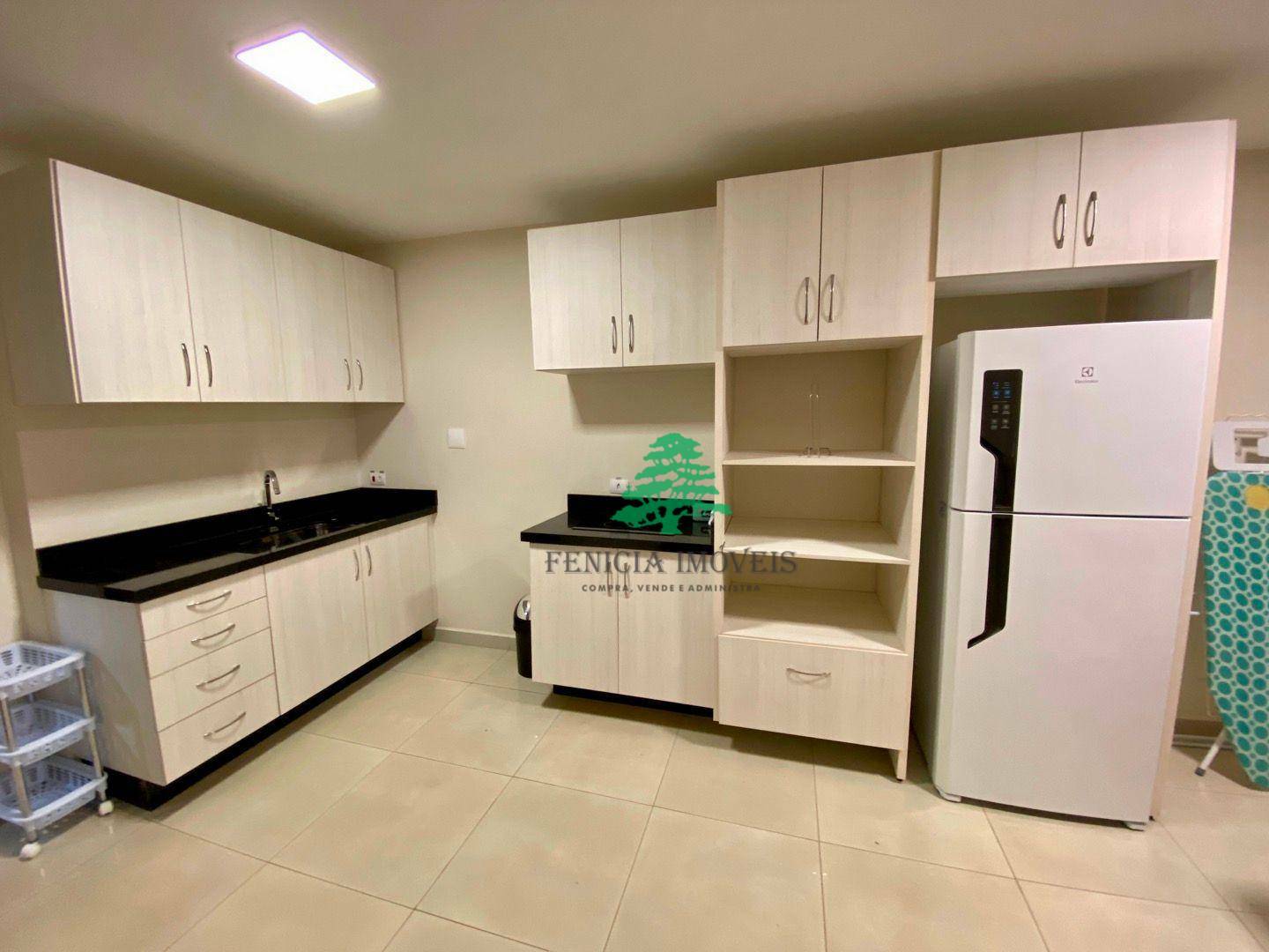 Apartamento para alugar com 3 quartos, 270m² - Foto 15