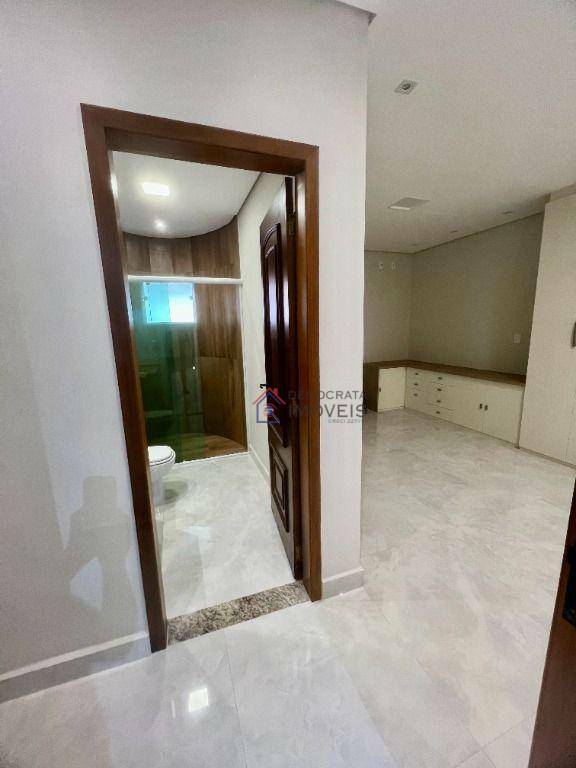 Sobrado à venda com 3 quartos, 210m² - Foto 21